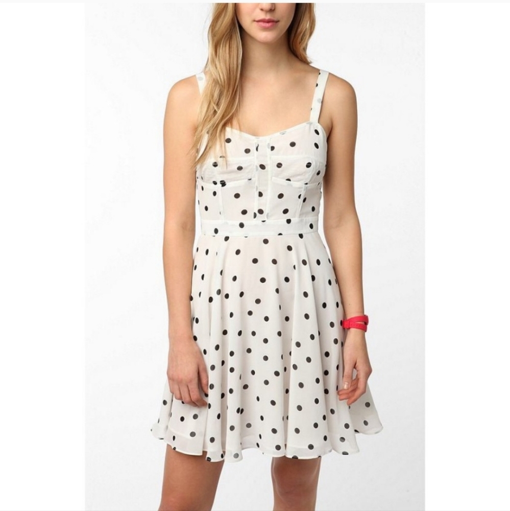 NWT corset style seams polka dot chiffon flounce Piplette by Alice Ritter dress.
